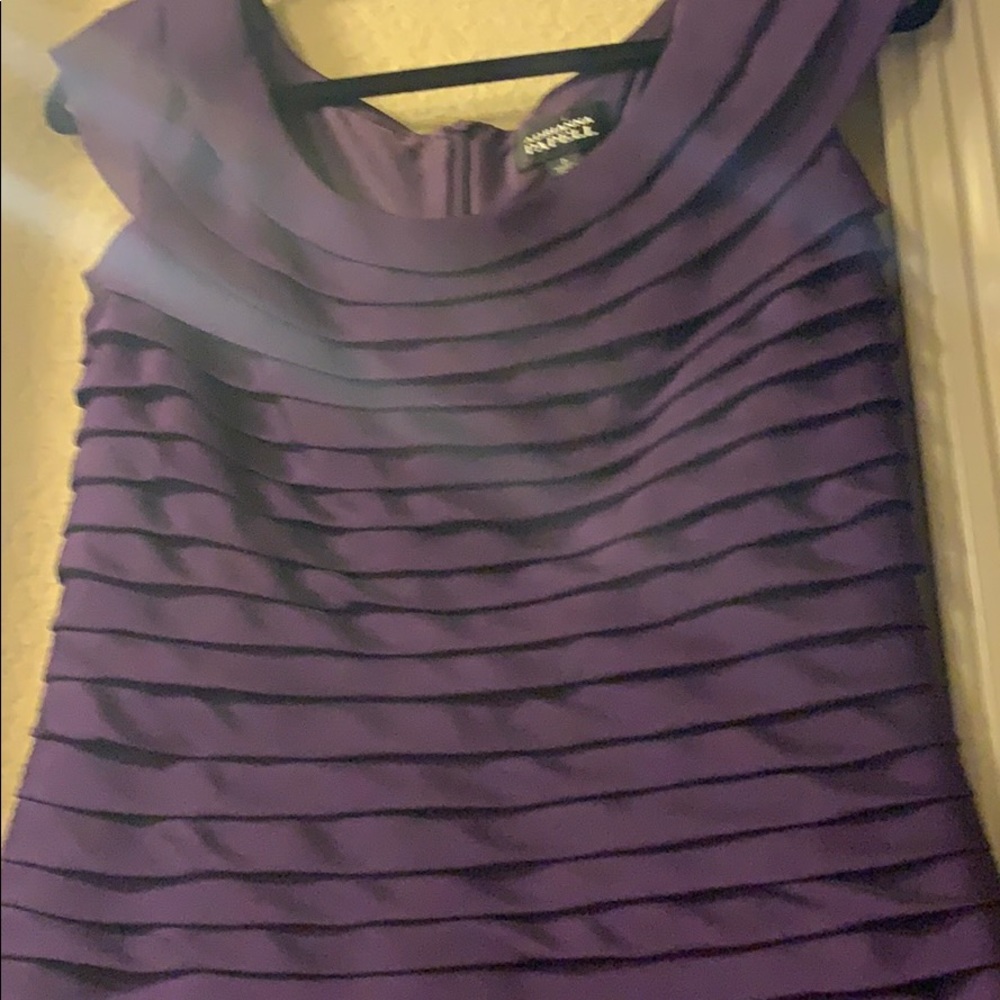 Dress - Picture 7 of 8
